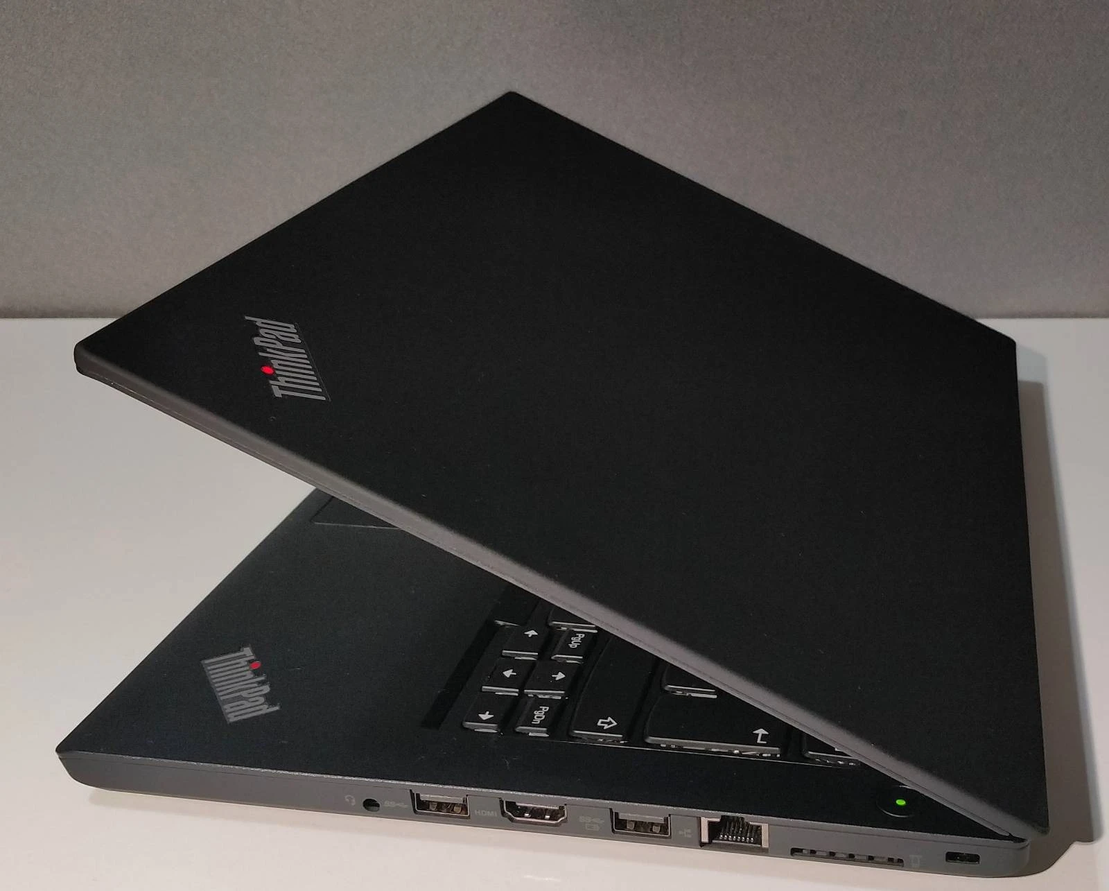 An image of my new ThinkPad T470